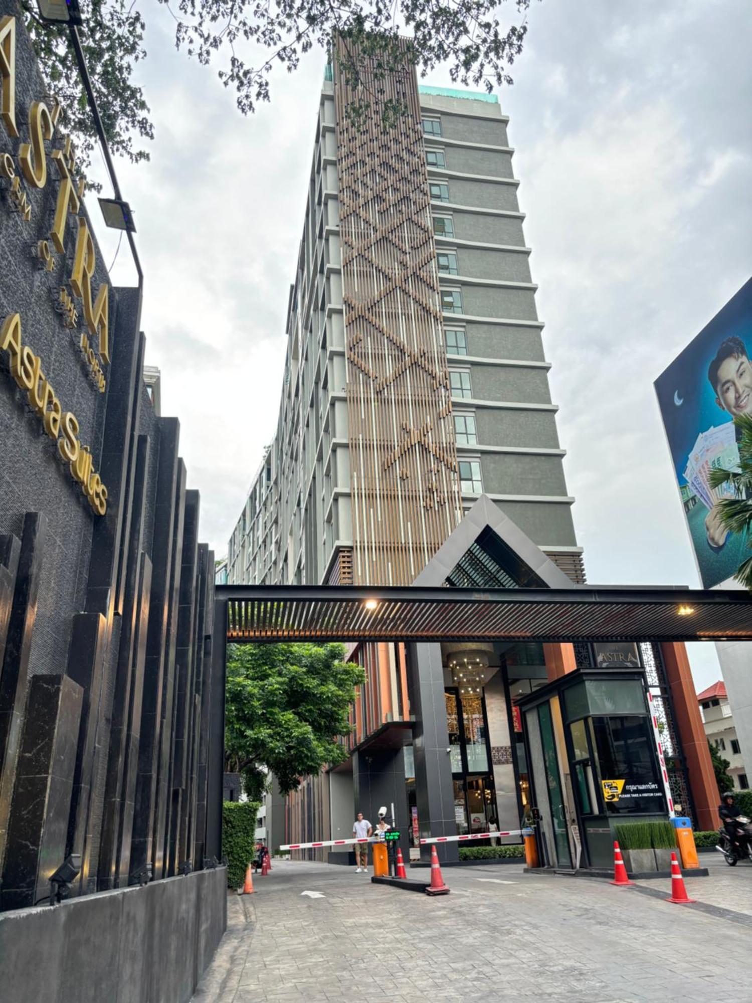 Astra Bee Friend Chiangmai Hotel Csiangmaj Kültér fotó